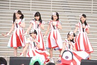 ばってん少女隊「いま、会いにゆきナス」東京・ダイバーシティ東京プラザ フェスティバル広場の様子。