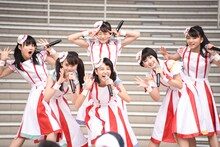 ばってん少女隊「いま、会いにゆきナス」東京・ダイバーシティ東京プラザ フェスティバル広場の様子。