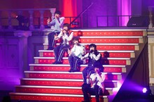 「M!LK SPRING TOUR 2018 #バトレボ～牛丸学園ブルジョワ部～」埼玉・大宮ソニックシティ公演の様子。（撮影：笹森健一）