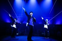 左から玲於、毅、ジャン。（撮影：笹森健一）