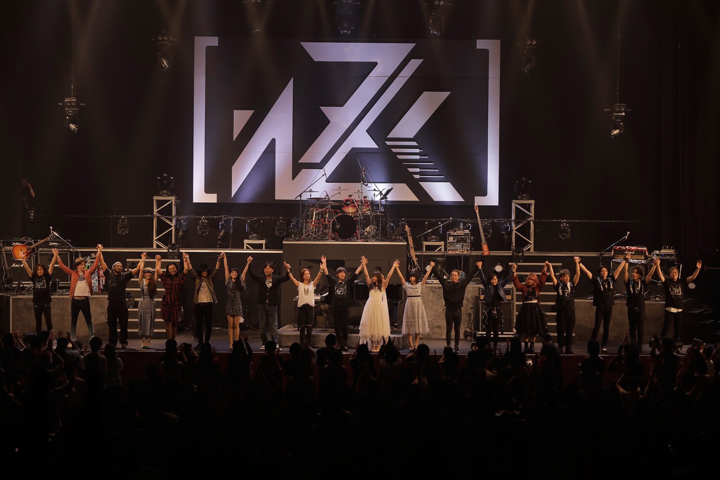 「澤野弘之 LIVE [nZk]005」アンコールの様子。（Photo by Taichi Nishimaki）