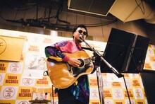 前野健太（撮影：タイコウクニヨシ）