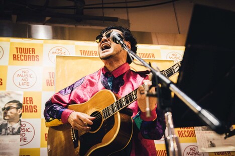 前野健太（撮影：タイコウクニヨシ）