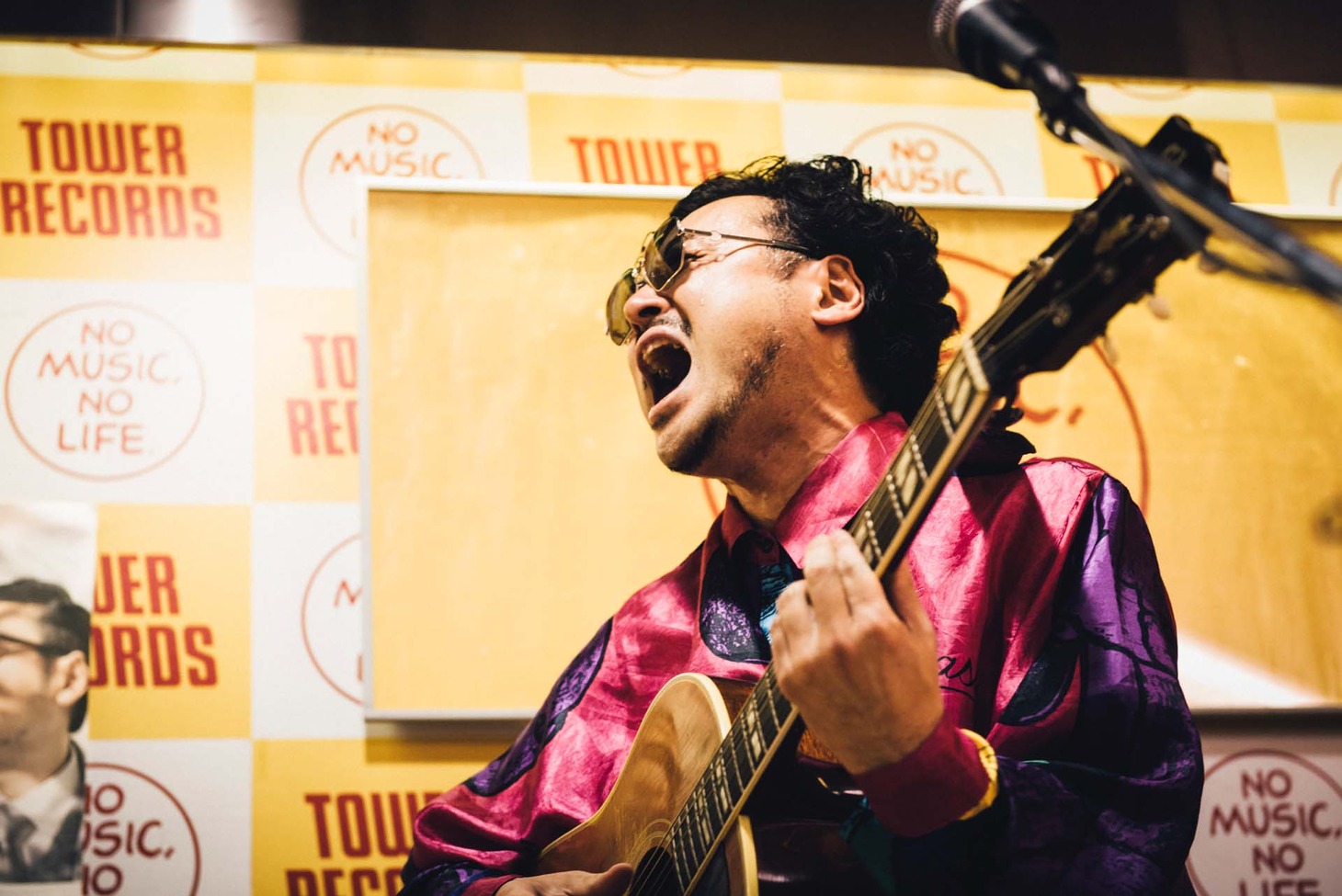 前野健太（撮影：タイコウクニヨシ）