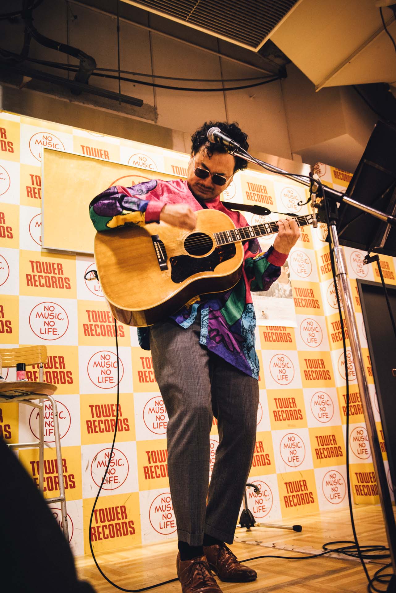 前野健太（撮影：タイコウクニヨシ）