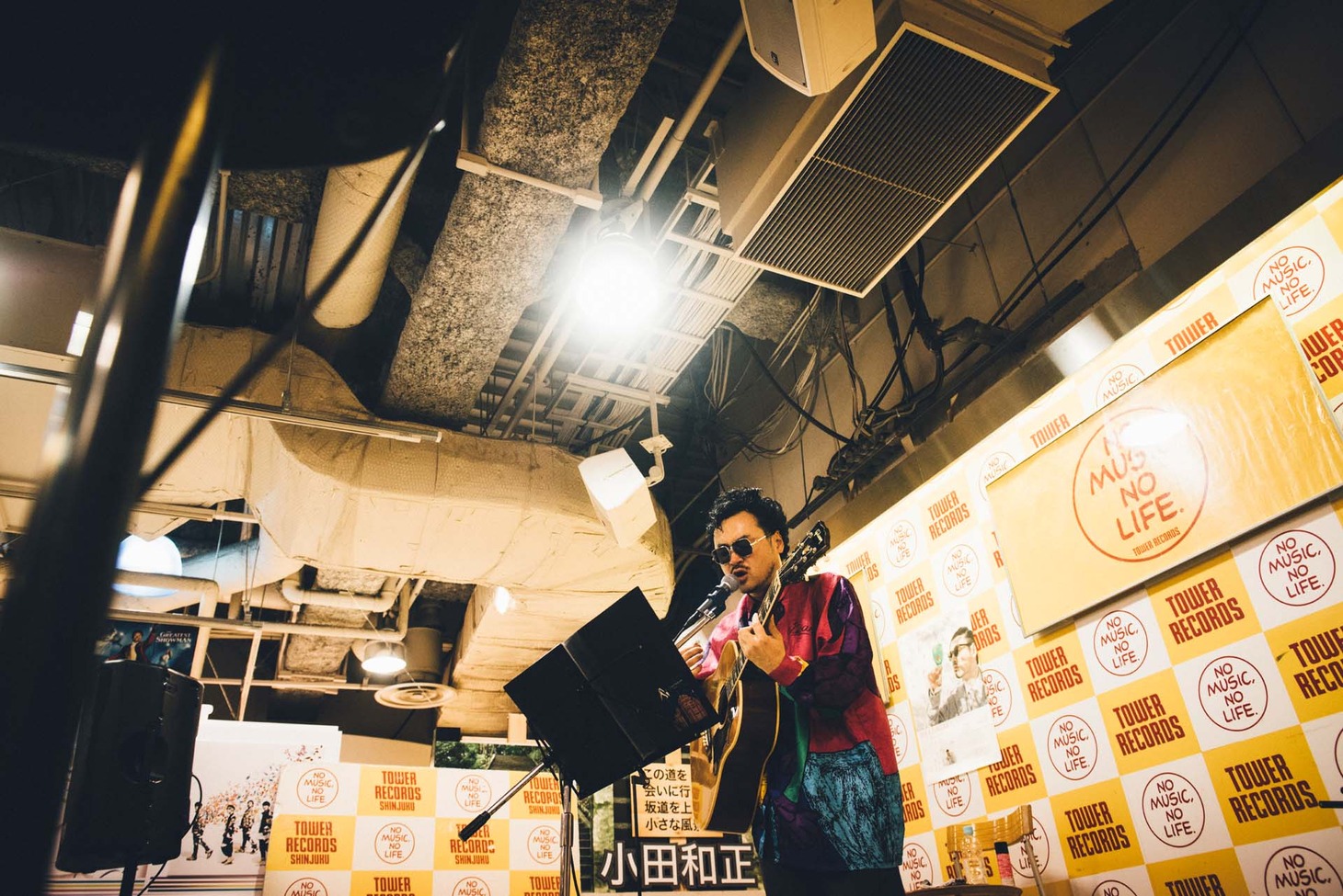 前野健太（撮影：タイコウクニヨシ）