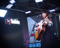 「DRIP TOKYO」出演時のカネコアヤノ。