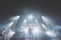 Mrs. GREEN APPLE「ENSEMBLE TOUR」東京・パルテノン多摩公演の模様。