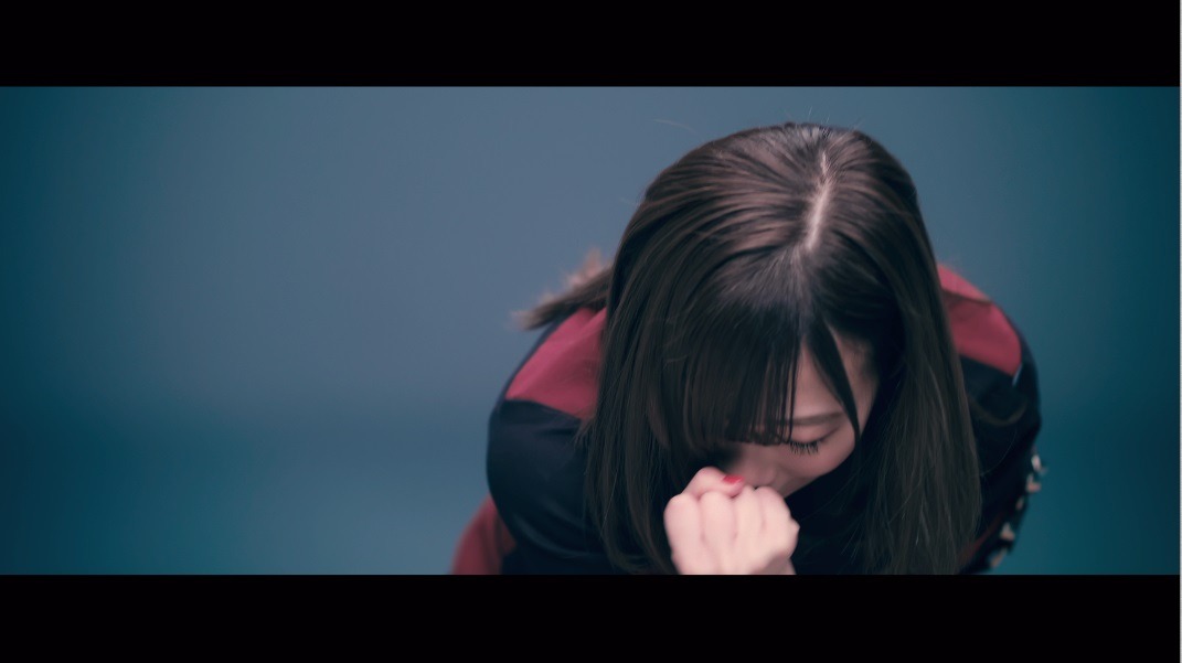 PassCode「Ray」ミュージックビデオのワンシーン。