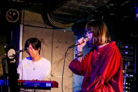 ホリエアツシ（ストレイテナー）とmajiko。（Photo by Viola Kam[V’z Twinkle]）