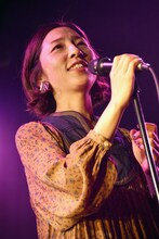 佐野遊穂（ハンバート ハンバート / Vo, Harmonica）