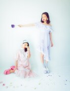 「LARME 034」企画「Jasmine & Violet」より。