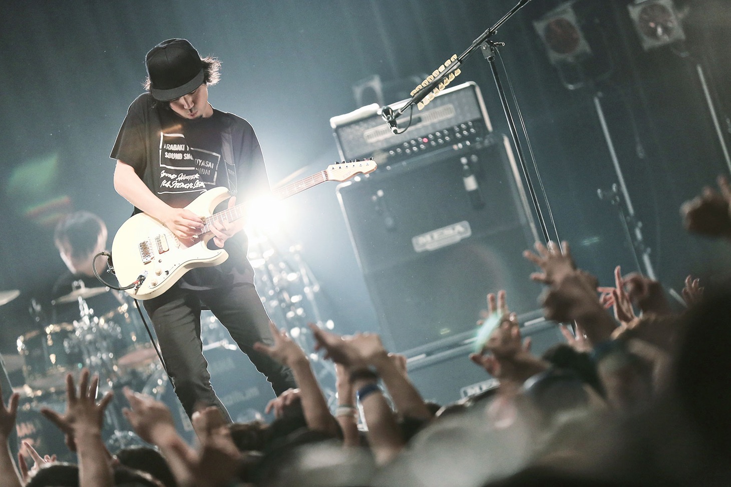 滝善充（G / 9mm Parabellum Bullet）（撮影：高畠正人、新倉映見）