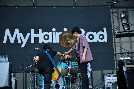 My Hair is Bad「オーガニックホームランツアー」東京・日比谷野外大音楽堂公演の様子。
