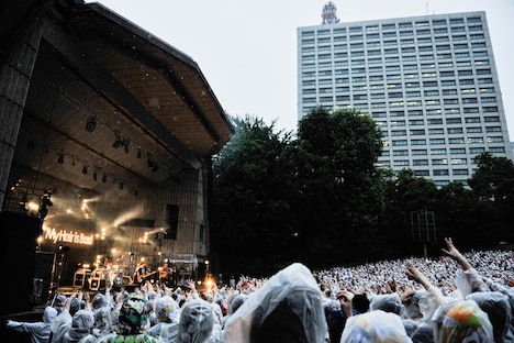 My Hair is Bad「オーガニックホームランツアー」東京・日比谷野外大音楽堂公演の様子。