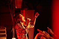 Lucy（Vo）（Photo by Kaita Otome）