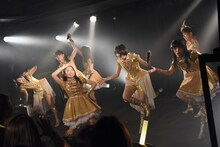 はちみつロケット「HMV Presents “はちロケ春の三大祭”」東京公演「宇宙初！新曲も聴けちゃう祭」の様子。
