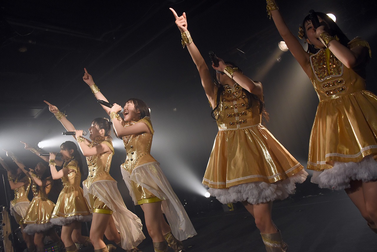 はちみつロケット「HMV Presents “はちロケ春の三大祭”」東京公演「宇宙初！新曲も聴けちゃう祭」の様子。