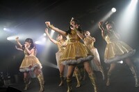 はちみつロケット「HMV Presents “はちロケ春の三大祭”」東京公演「宇宙初！新曲も聴けちゃう祭」の様子。