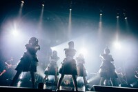 ばってん少女隊「5.19 ZEPP DIVERCITY大会 ～博多美少女上京物語～」の様子。（Photo by Ray Otabe）