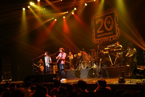 ブリーフ＆トランクス「ブリトラスーパーBEST祭り2018」の様子。（撮影：石塚康之）