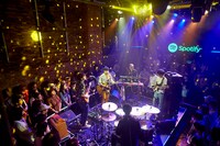 SPiCYSOLによるライブの様子。（写真提供：スポティファイ）