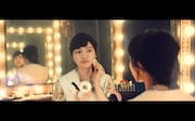 「かわいい肌の舞台裏」のワンシーン。