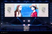 「ONE PIECE」コラボ映像と安室奈美恵。(写真提供:エイベックス)