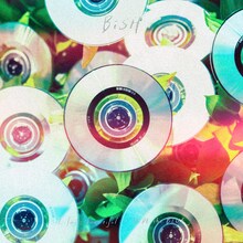 BiSH「Life is beautiful / HiDE the BLUE」初回限定盤ジャケット