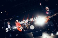 MOSHIMOワンマンツアー2018 春「圧倒的妄想ト現実ノ交差」最終公演の様子。（撮影：後藤壮太郎）