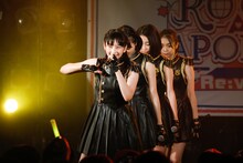 「ロッカジャポニカ Spring Tour 2018 ～Re:view ROCK A JAPONICA～」東京・渋谷CLUB QUATTRO公演の様子。（撮影：笹森健一）