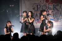 「ロッカジャポニカ Spring Tour 2018 ～Re:view ROCK A JAPONICA～」東京・渋谷CLUB QUATTRO公演の様子。（撮影：笹森健一）