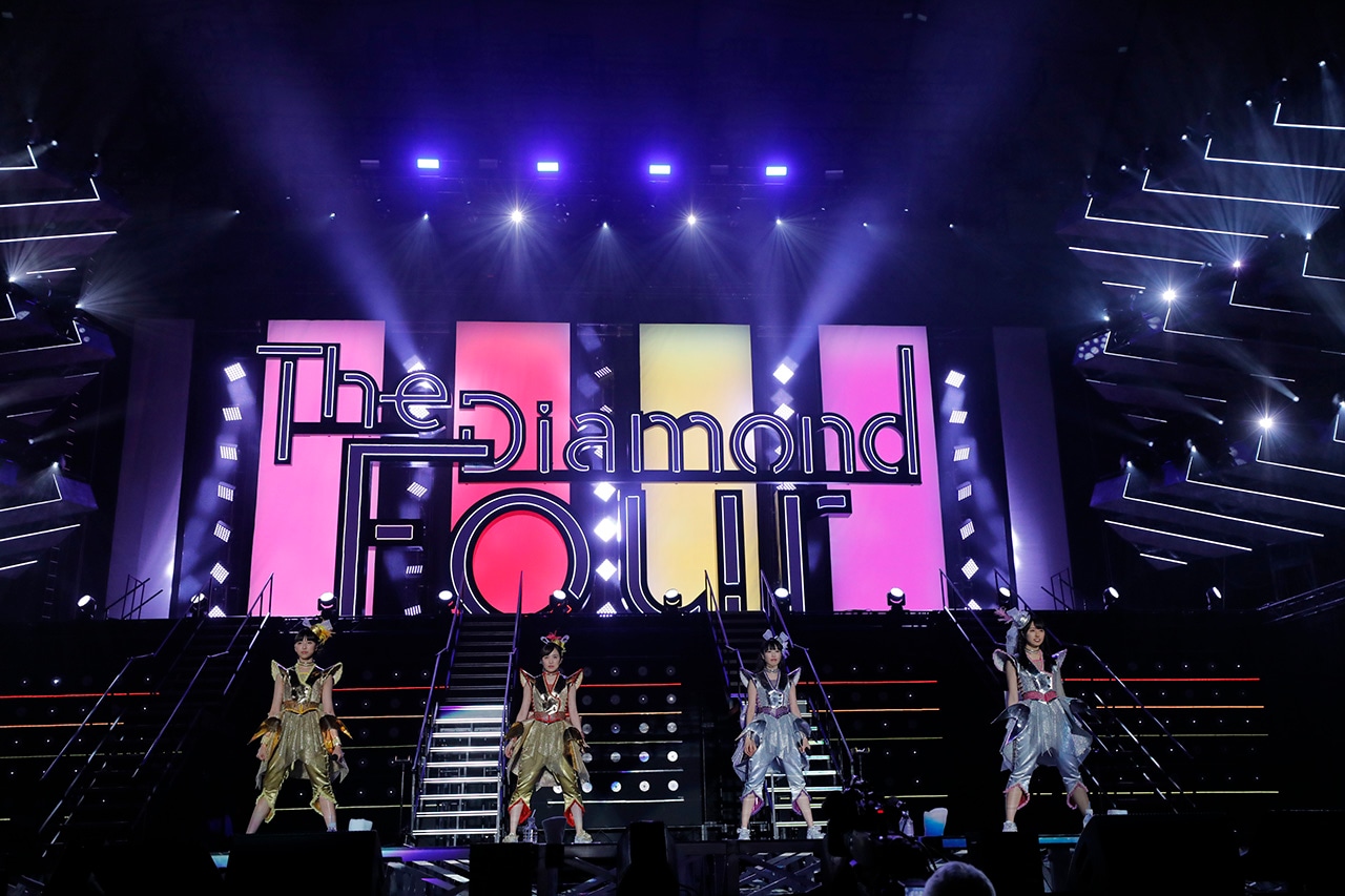 「ももいろクローバーZ 10th Anniversary The Diamond Four -in 桃響導夢-」5月22日公演の様子。（Photo by HAJIME KAMIIISAKA + Z）