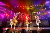 「ももいろクローバーZ 10th Anniversary The Diamond Four -in 桃響導夢-」5月22日公演の様子。（Photo by HAJIME KAMIIISAKA + Z）