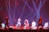 EXILE THE SECOND「EXILE THE SECOND LIVE TOUR 2017-2018 "ROUTE 6・6" THE FINAL」初日公演の様子。