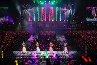 「ももいろクローバーZ 10th Anniversary The Diamond Four -in 桃響導夢-」5月23日公演の様子。（Photo by HAJIME KAMIIISAKA + Z）