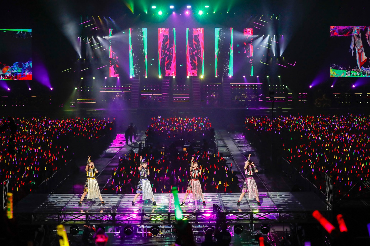 「ももいろクローバーZ 10th Anniversary The Diamond Four -in 桃響導夢-」5月23日公演の様子。（Photo by HAJIME KAMIIISAKA + Z）