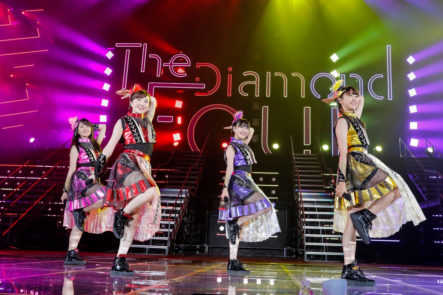 ももいろクローバーZ（Photo by HAJIME KAMIIISAKA + Z）