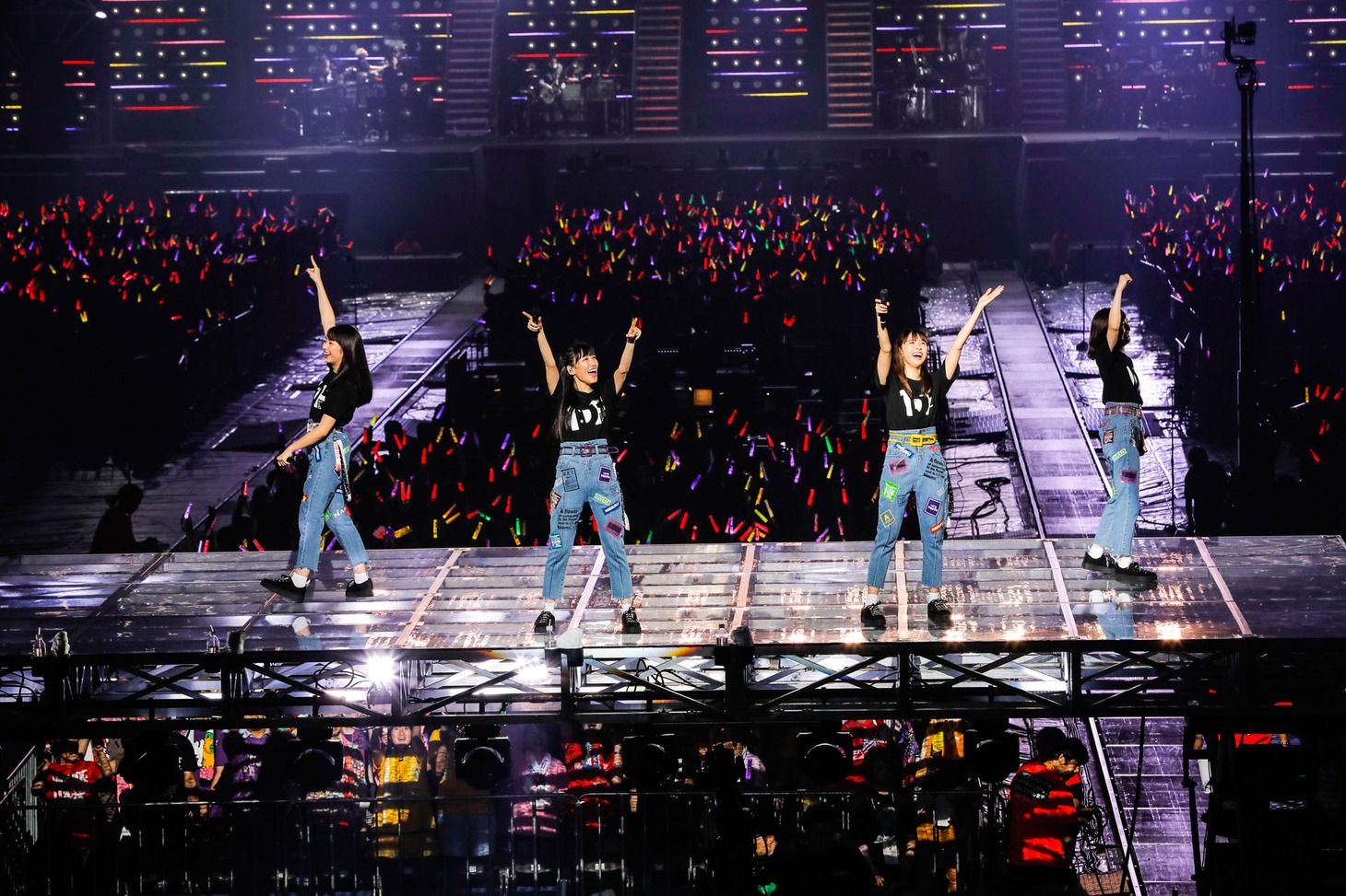 「ももいろクローバーZ 10th Anniversary The Diamond Four -in 桃響導夢-」5月23日公演の様子。（Photo by HAJIME KAMIIISAKA + Z）