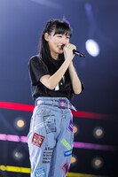 高城れに（Photo by HAJIME KAMIIISAKA + Z）