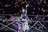 高城れに（Photo by HAJIME KAMIIISAKA + Z）