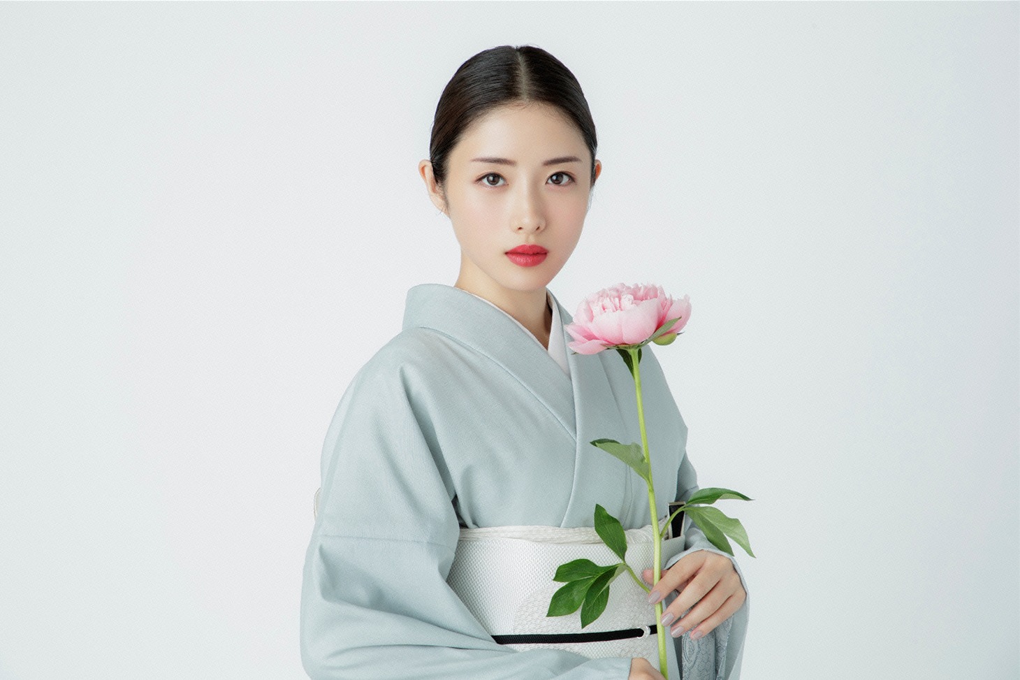 石原さとみ演じる月島もも。(c)日本テレビ