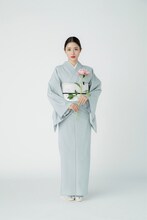 石原さとみ演じる月島もも。(c)日本テレビ