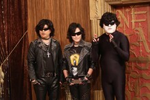 左からレイザーラモンRG、ToshI、くっきー（野性爆弾）。(c)フジテレビ