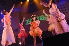 ベボガ！「五月雨BigBanG! in 東京」東京・渋谷duo MUSIC EXCHANGE公演の様子。