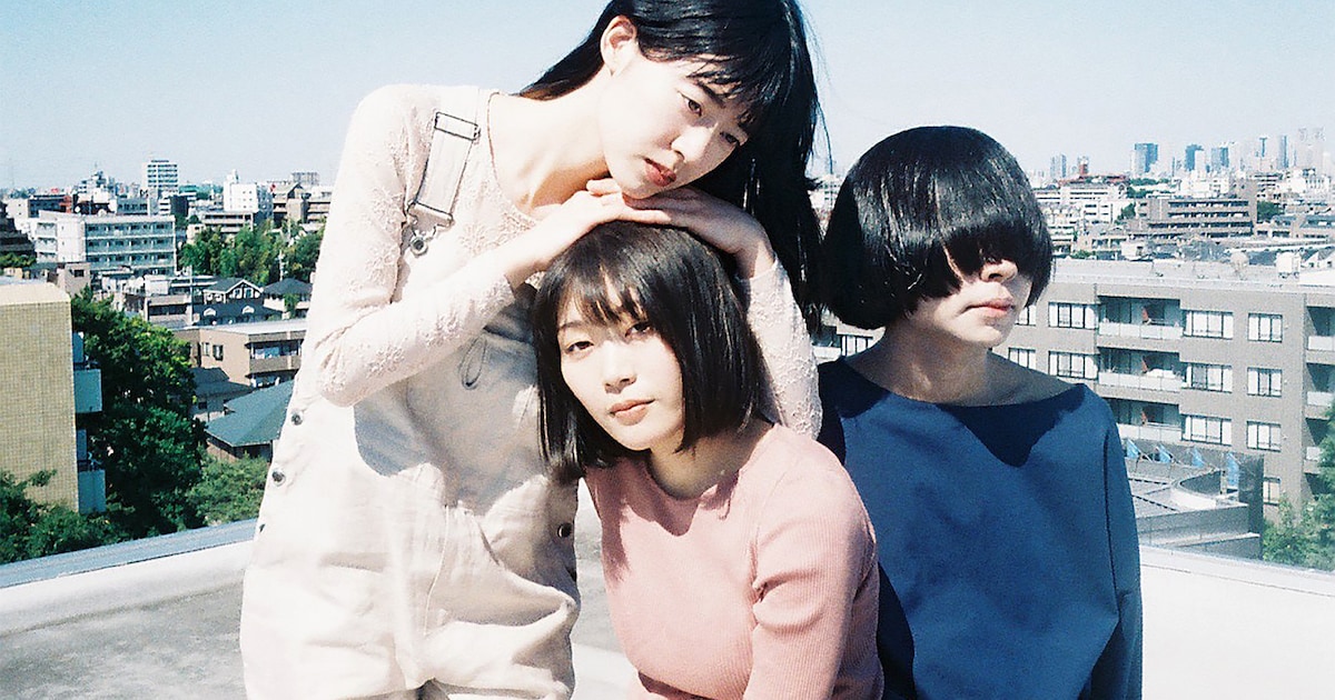 羊文学が初のフルアルバム「若者たちへ」発売、レコ発ワンマン実施 