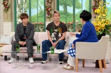 左からNAOTO、今市隆二、黒柳徹子。 (c)テレビ朝日