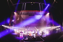 yonige presents「寝屋川総取」の様子。（撮影：小杉歩）