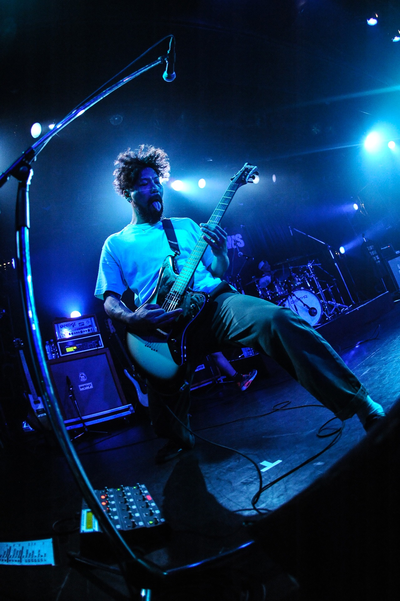 Kazuki（G, Vo）（Photo by MASANORI  FUJIKAWA）