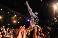 SHADOWS「SELL'EM ALL TOUR」東京・LIQUIDROOM公演の様子。（Photo by MASANORI  FUJIKAWA）